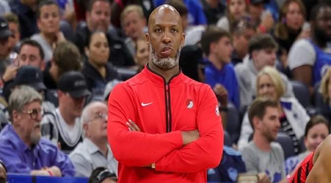 Chauncey Billups tem dificuldade para chegar ao jogador crucial