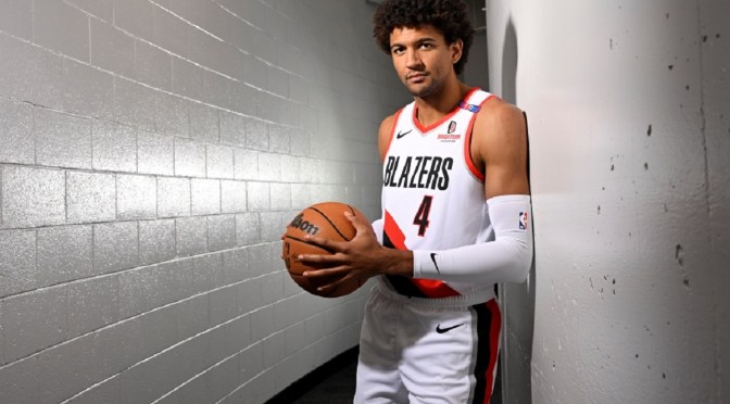 Matisse Thybulle de fora por 3 a 4 semanas