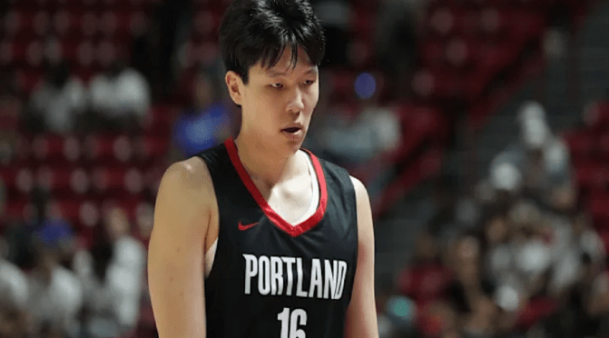 Yang Hansen encerra sua participação na NBA Summer League