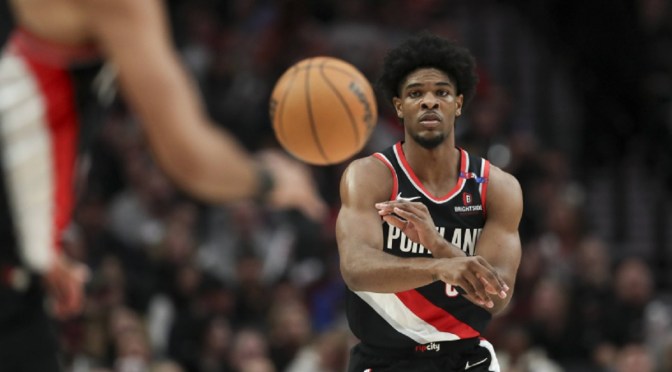 Scoot Henderson está perto de retornar?