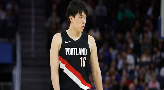 Por que Yang Hansen não está jogando?